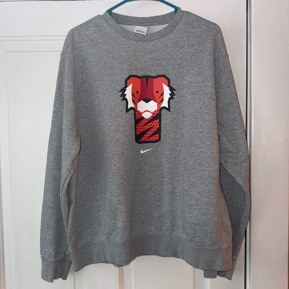 Nike Gray Crewneck with Red Graphic